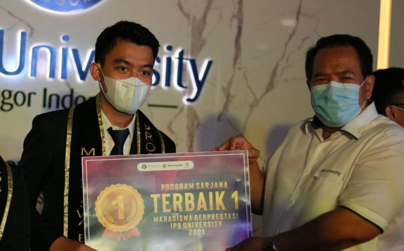 Mengenal Sosok R Imam Nuryaman, Mahasiswa Berprestasi IPB Peraih Honorable Mention Awards