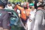 Vios Hitam Tabrak Lari Motor di Bandung, Aksi Kejar-Kejaran Warga Seperti Film Action