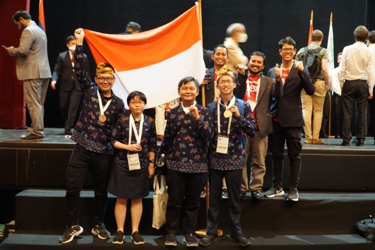 Pelajar Indonesia Raih Medali Emas Olimpiade Biologi Internasional