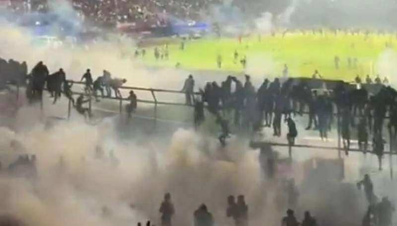 Rusuh Laga Arema FC vs Persebaya, 127 Orang Meninggal Termasuk Dua Polisi