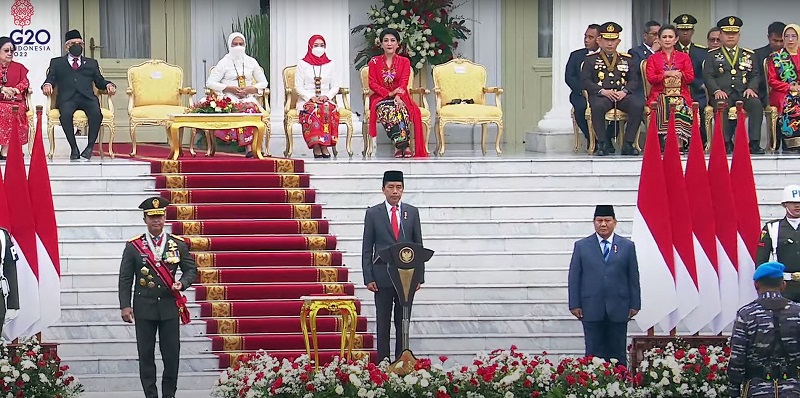 Presiden Jokowi Pimpin Upacara HUT Ke-77 TNI