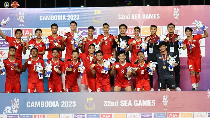 Presiden Jokowi Apresiasi Kemenangan Timnas Sepak Bola Indonesia di SEA Games Kamboja